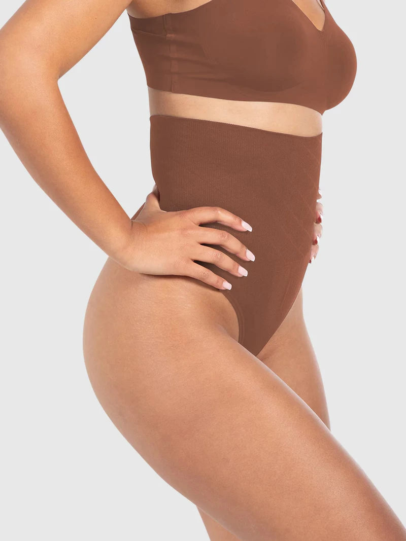 schmal geschnittene Hose