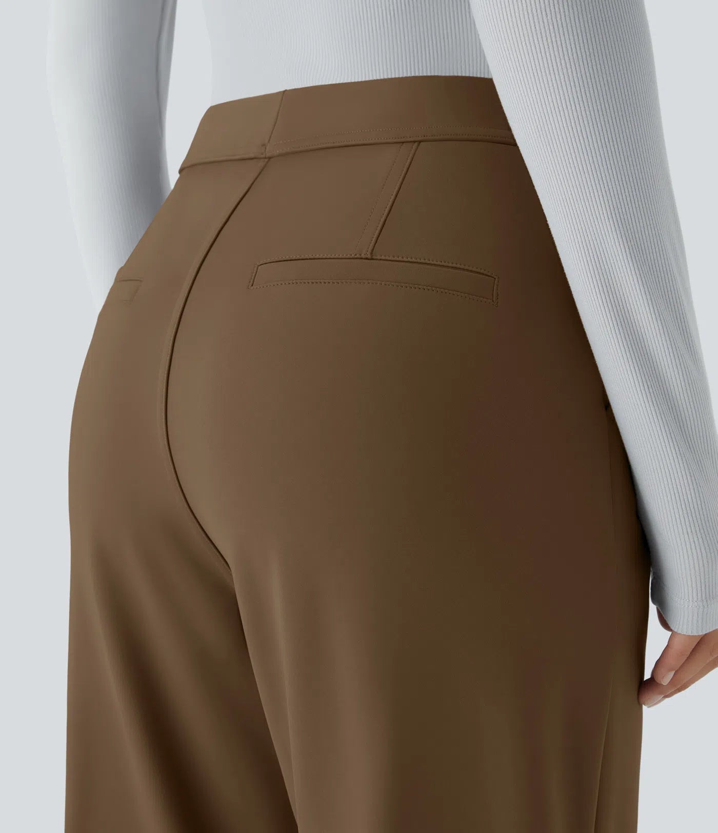 Arbeitshose mit hoher Taille und Taschen