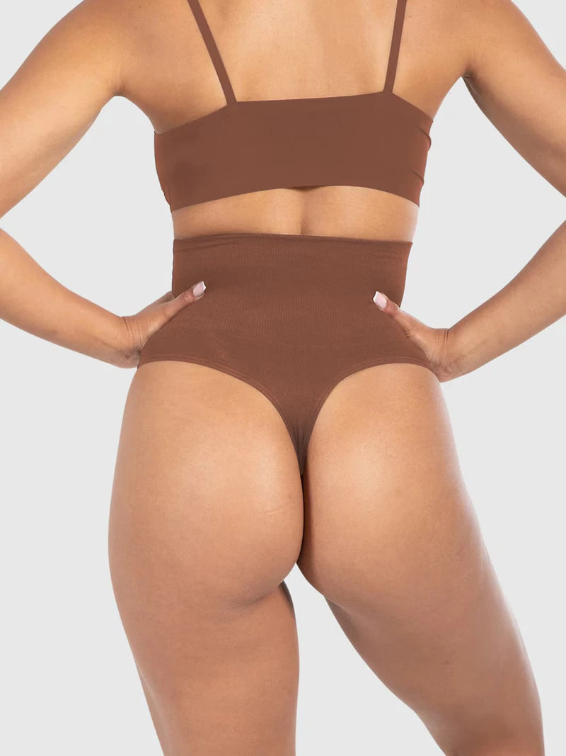 schmal geschnittene Hose